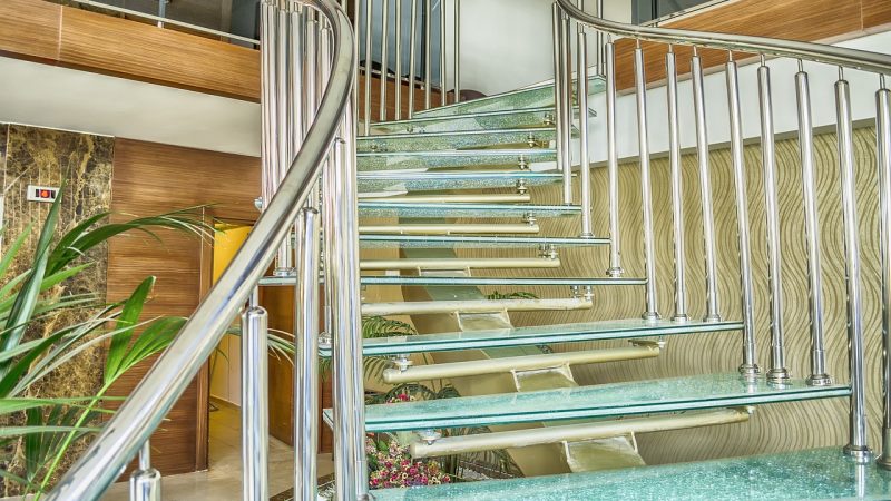 glass-stairs-1974039_1280